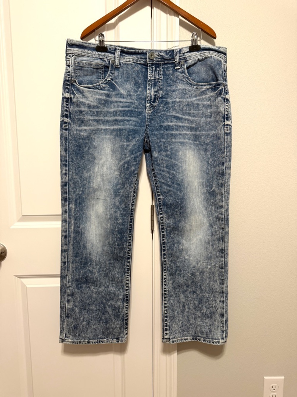 Salvage Anarchy Straight Relaxed Fit Jeans Men’s 38S Buckle Exclusive Distressed